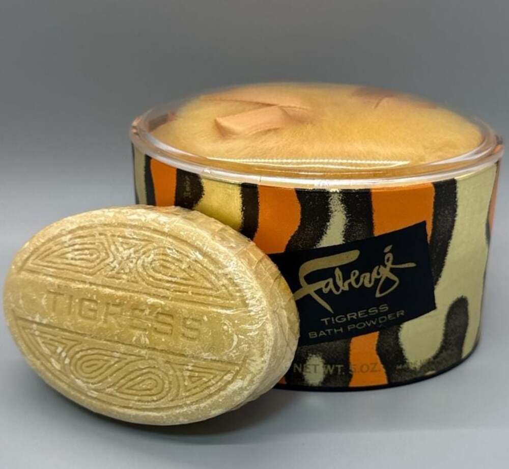 NOS Faberge Tigress Bath Powder, Original Puff & Savon Tigress Soap Set New Vtg